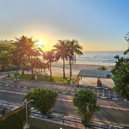 5E - Pé na areia do Guarujá - Praia do Tombo Exterior foto